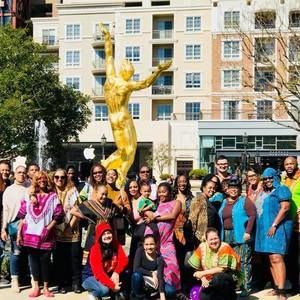 Meet your Posher, Monica